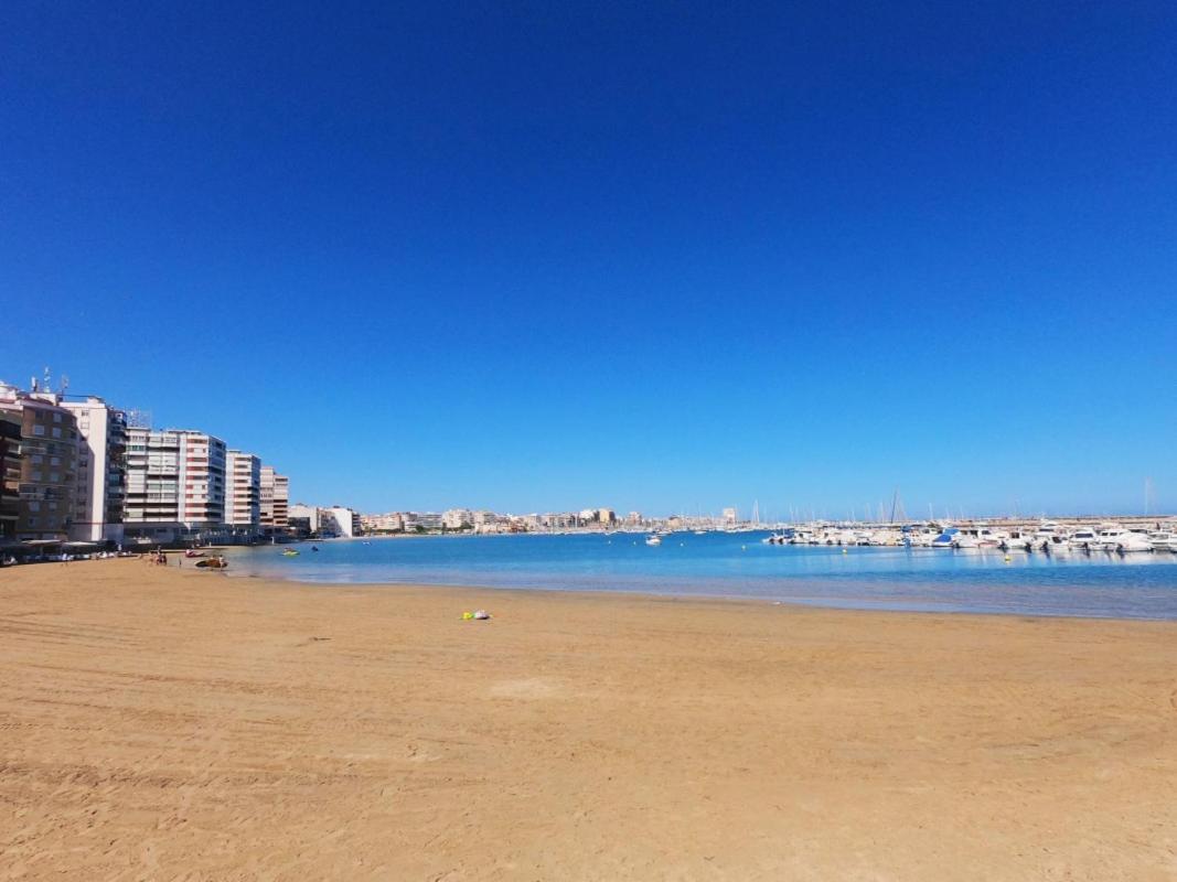 Apartamento En Torrevieja A 50M Playa Экстерьер фото